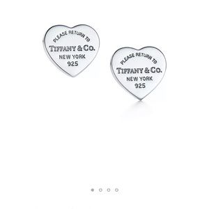 Return to Tiffany Heart Tag Stud Earrings